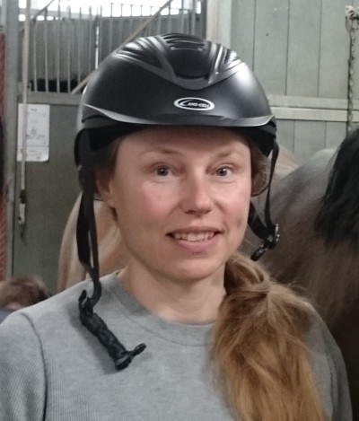 Ingrid recovered from ME CFS after 10 years face 400 k